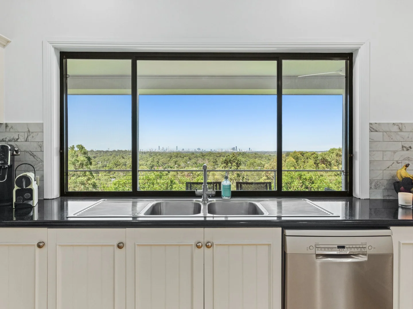 Additional image 4 of 9 Earle Court, Tallai QLD 4213