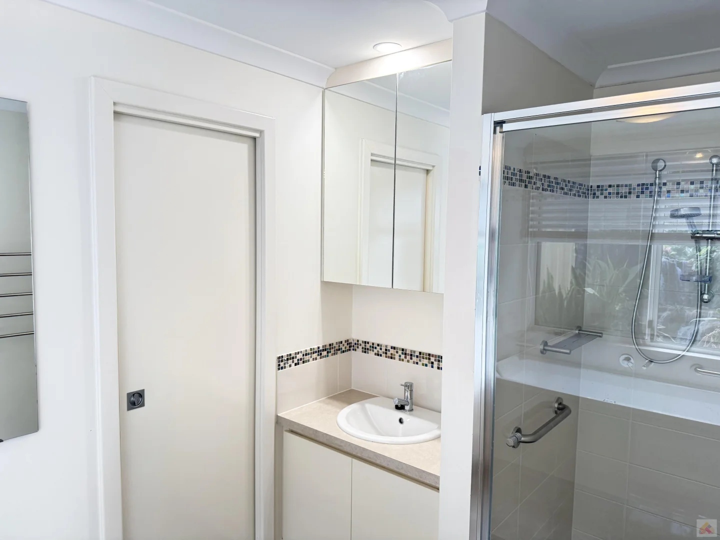 Additional image 23 of 8 Willis Road, Beaconsfield WA 6162