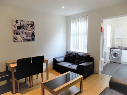 Vincent Road, Sheffield S7, Room to rent