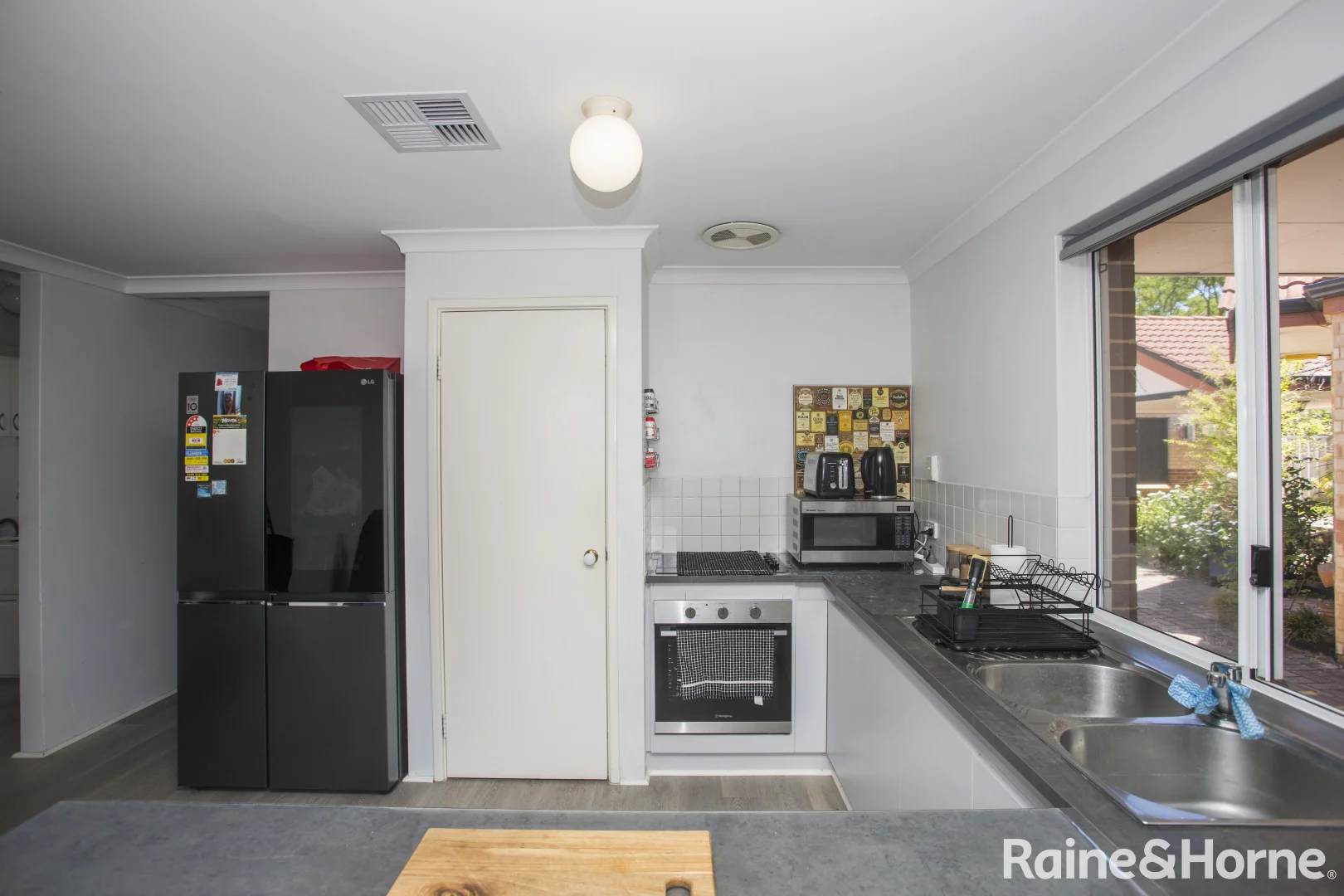 Additional image 10 of 6/32 HOLMESDALE ROAD, Woodbridge WA 6056
