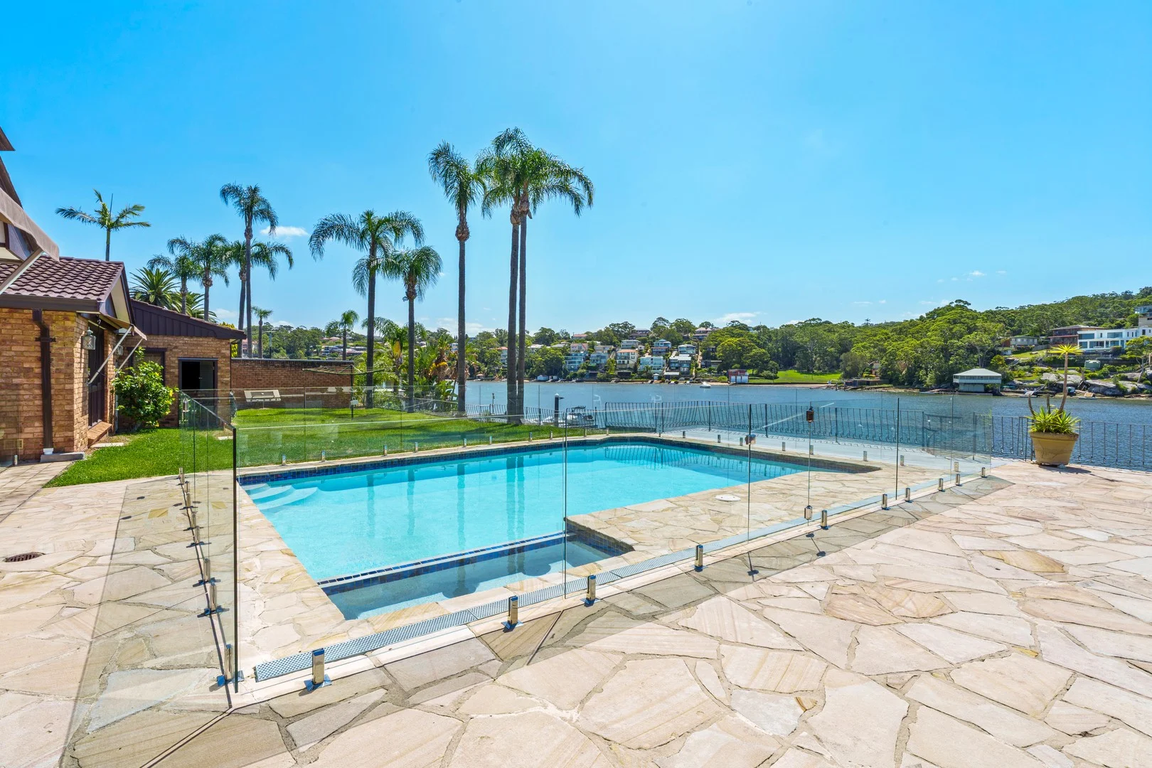 155 Queens Road, Connells Point NSW 2221