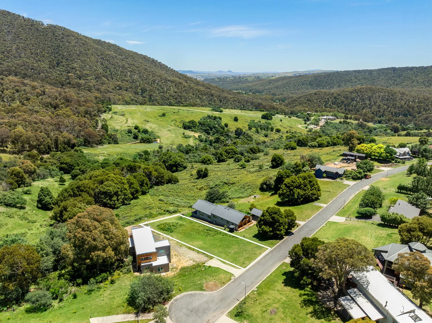 Additional image 2 of 16 Lightwood Court, Merrijig VIC 3723