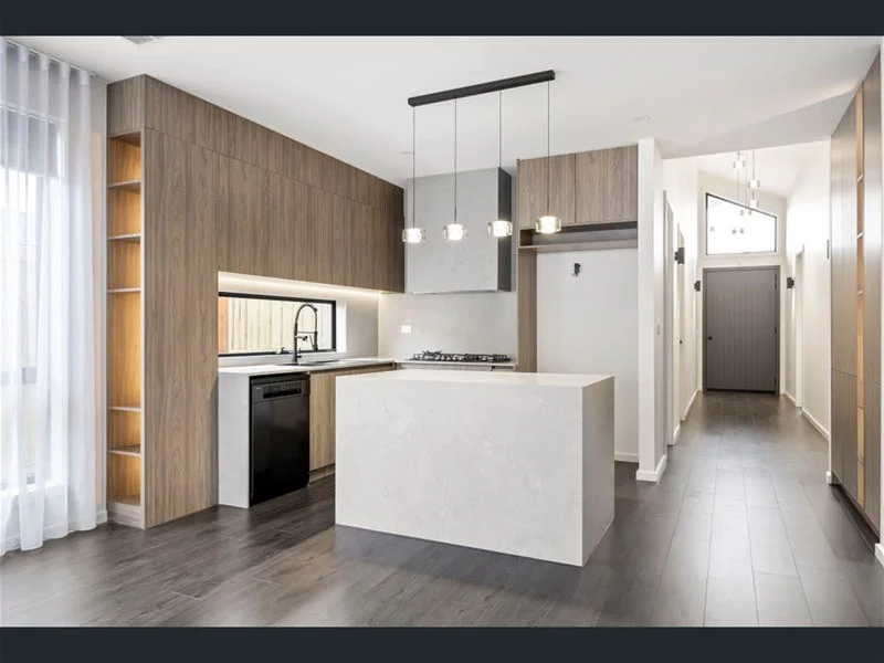 Additional image 2 of 36 EASTCASTLE DRIVE, Fraser Rise VIC 3336