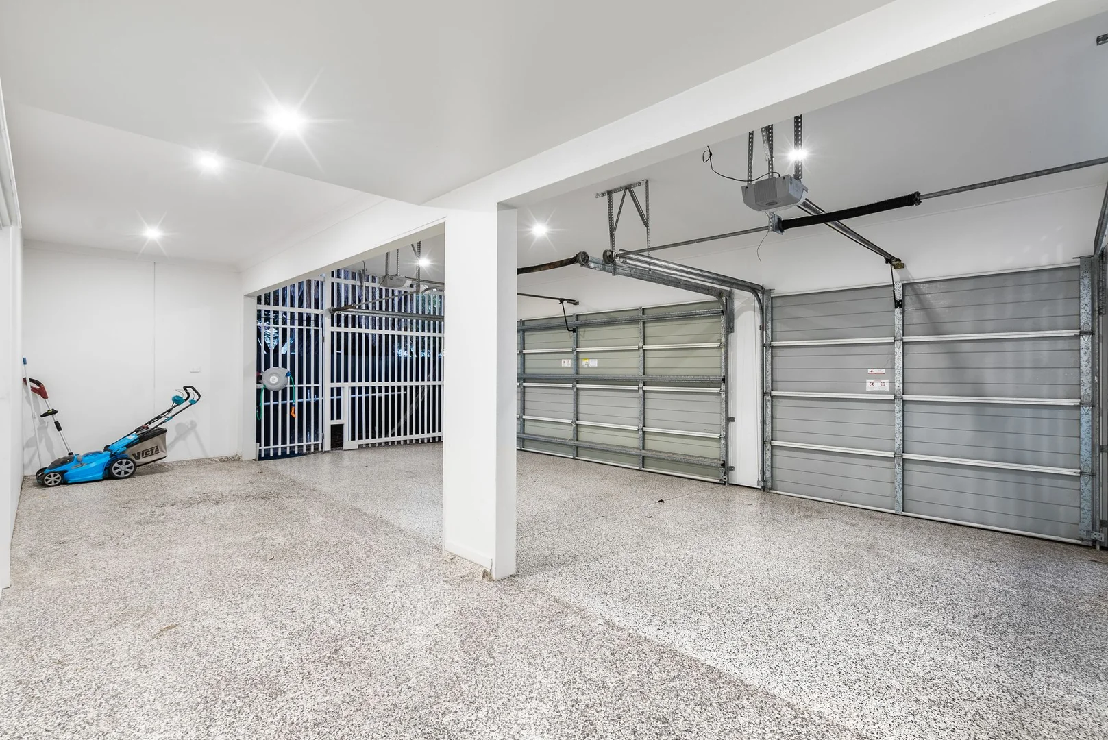 Additional image 34 of 13 Reef Point Esplanade, Scarborough QLD 4020