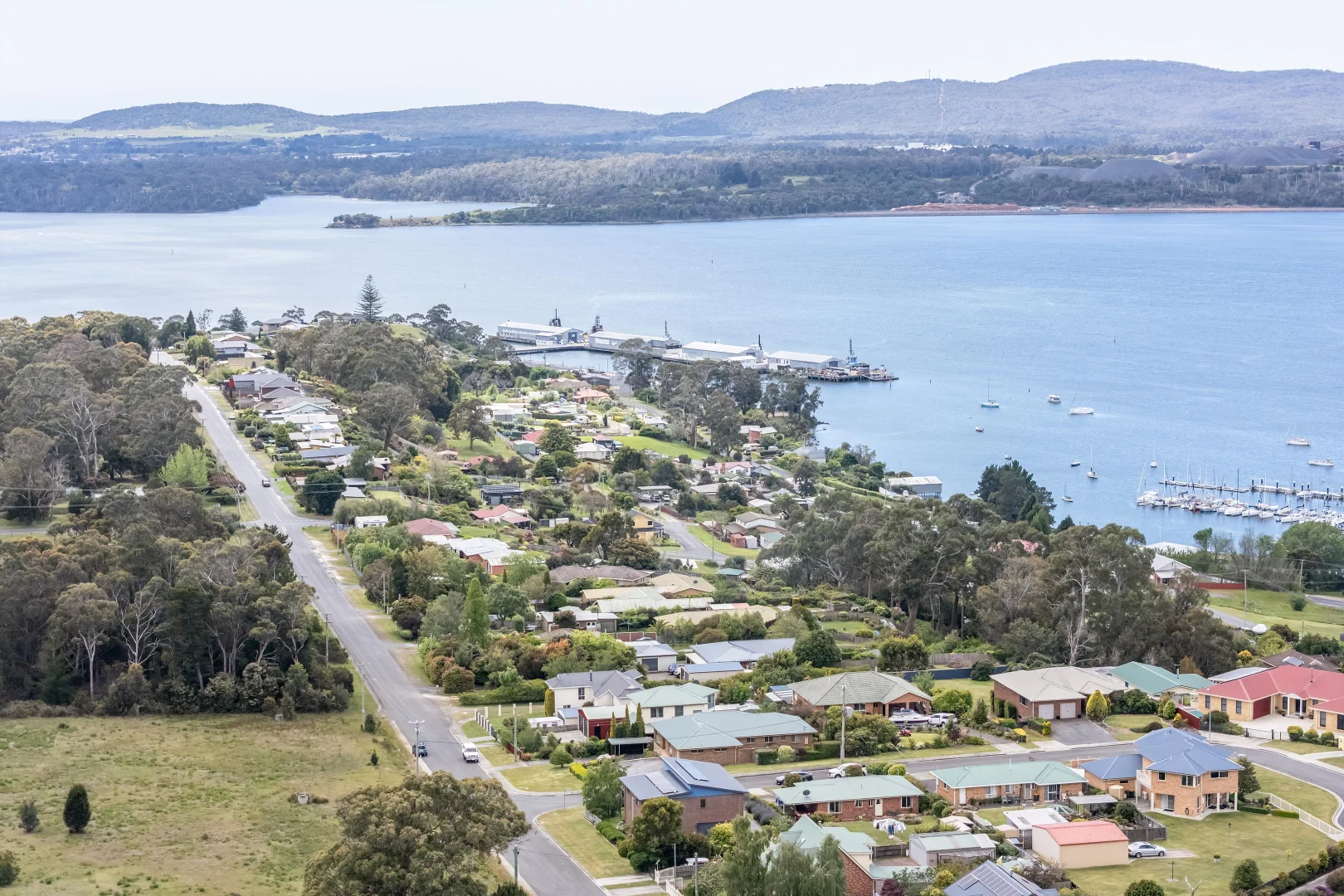 Additional image 32 of 82 Oxford Street, Beauty Point TAS 7270