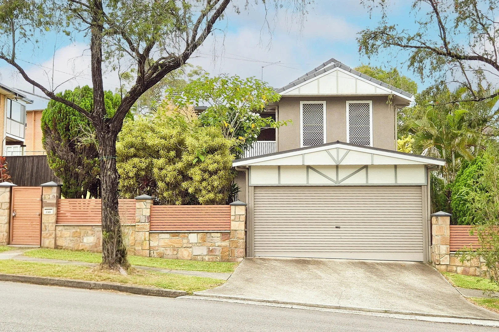 439 Nursery Road, Holland Park QLD 4121