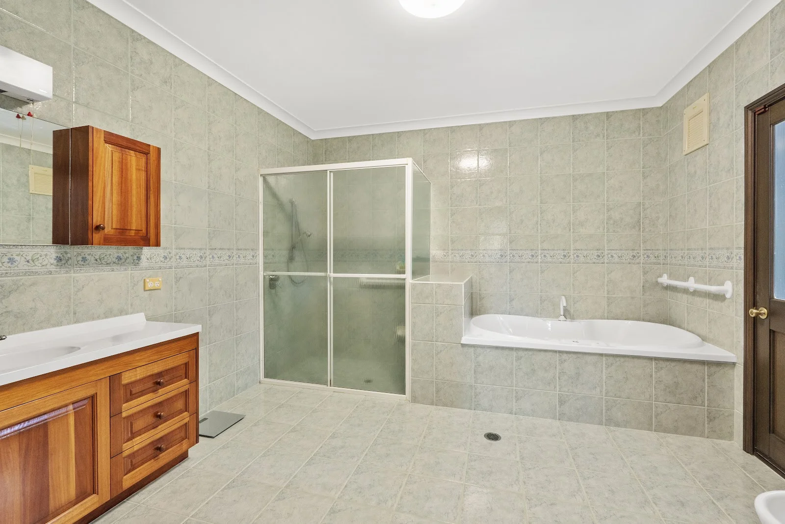 Additional image 28 of Tamborine Mountain QLD 4272
