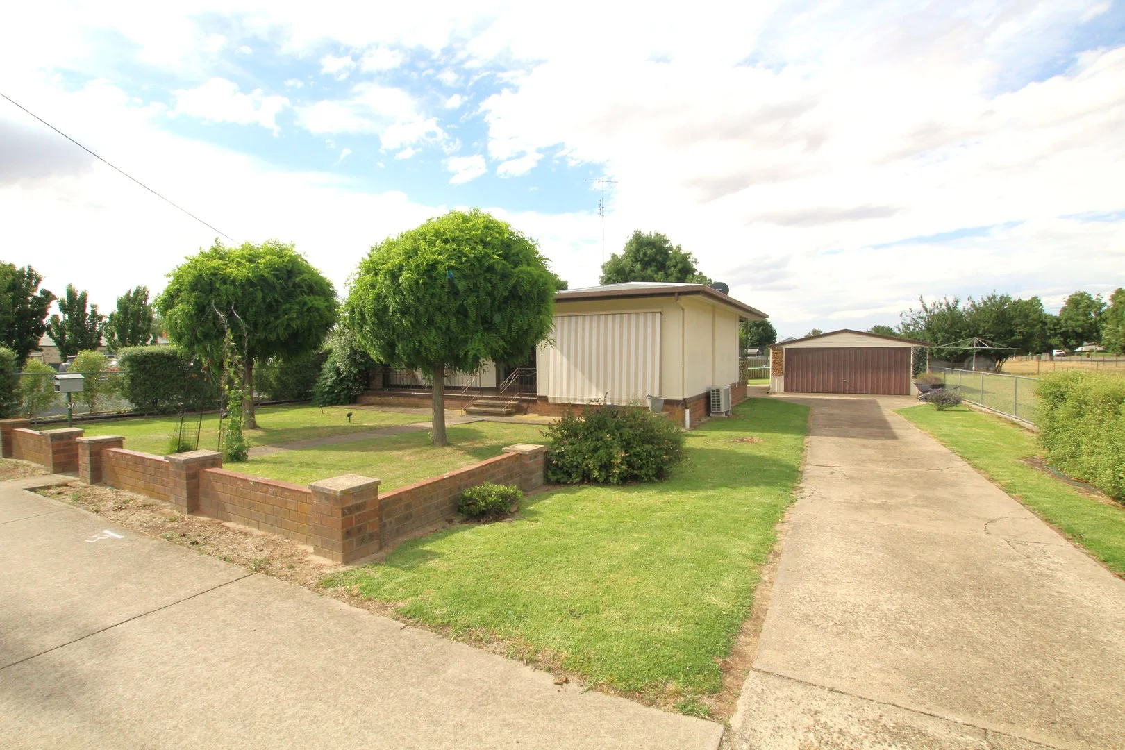 Additional image 3 of 57 Brial Street, Boorowa NSW 2586