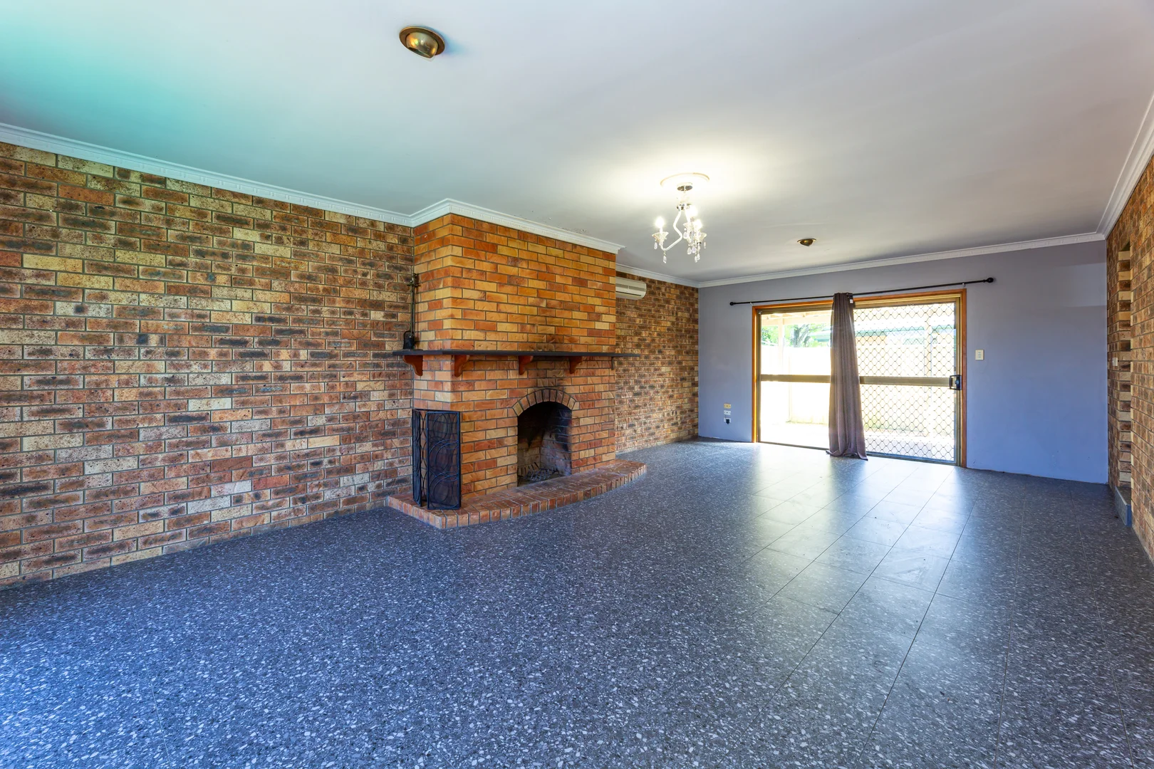 Additional image 3 of 89 Elliott Heads Road, Kepnock QLD 4670