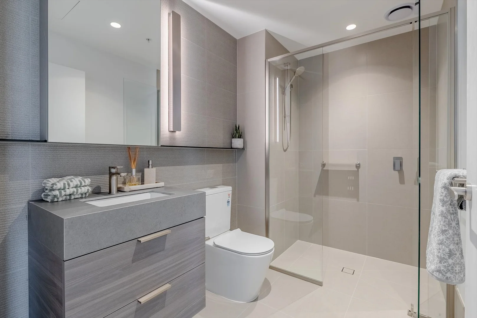 Additional image 20 of 410 Albert Street, Seddon VIC 3011