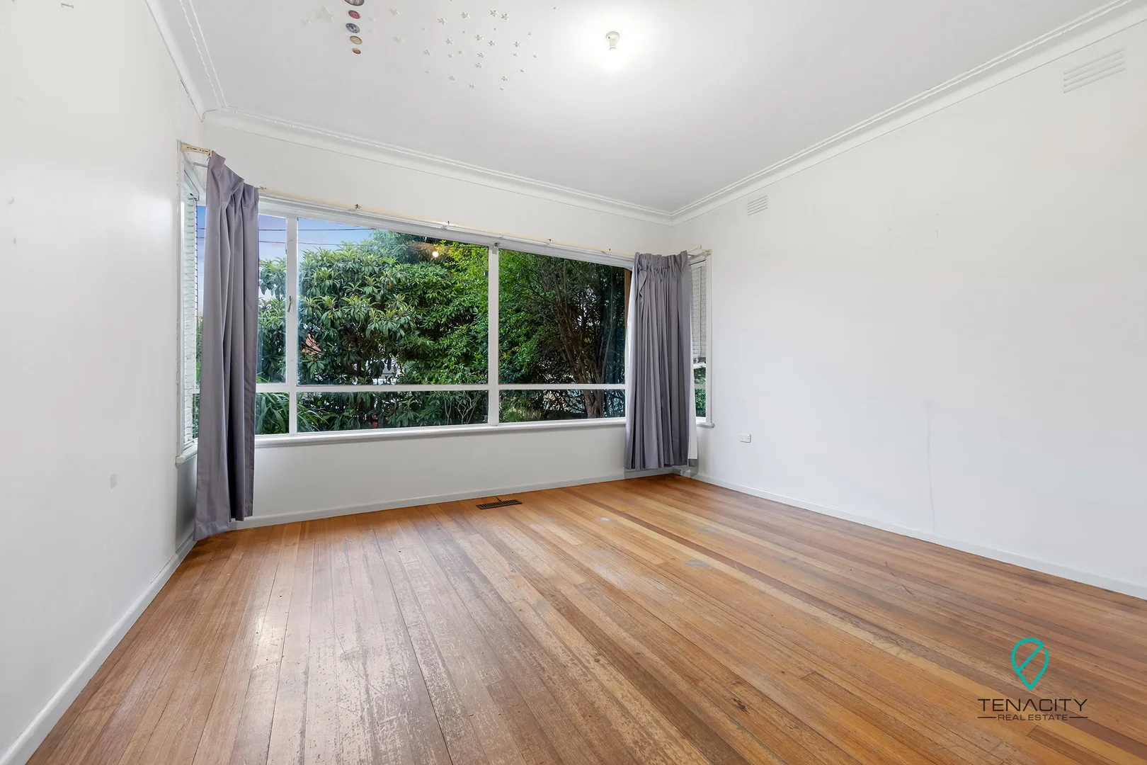 Additional image 8 of 4 St Andrew Street, Sunshine West VIC 3020