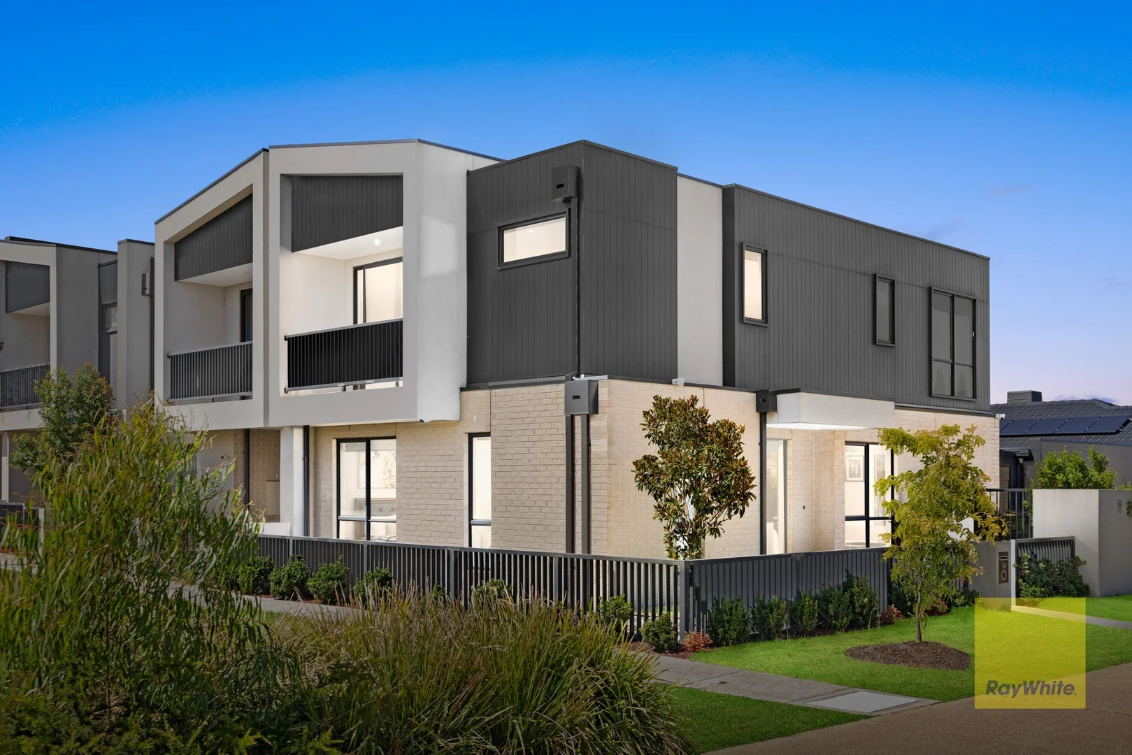 16 Shining Lane, Aintree VIC 3336