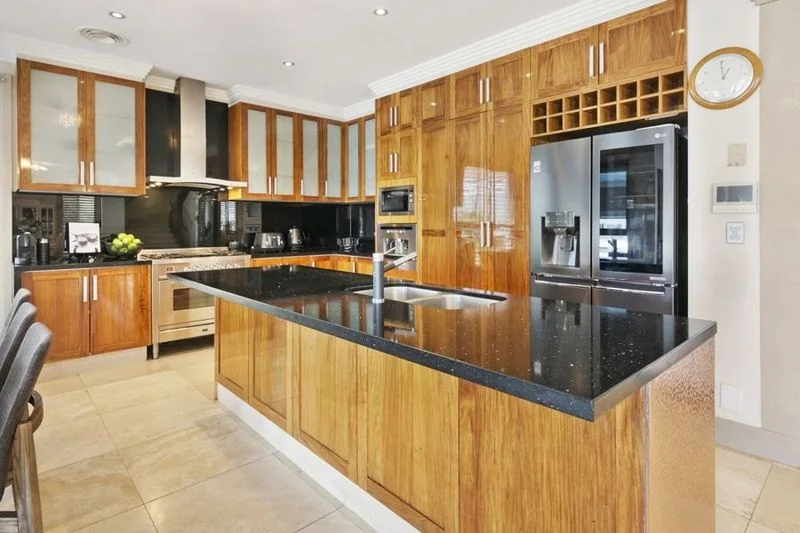 Additional image 9 of 22 Knightsbridge Parade, Sovereign Islands QLD 4216