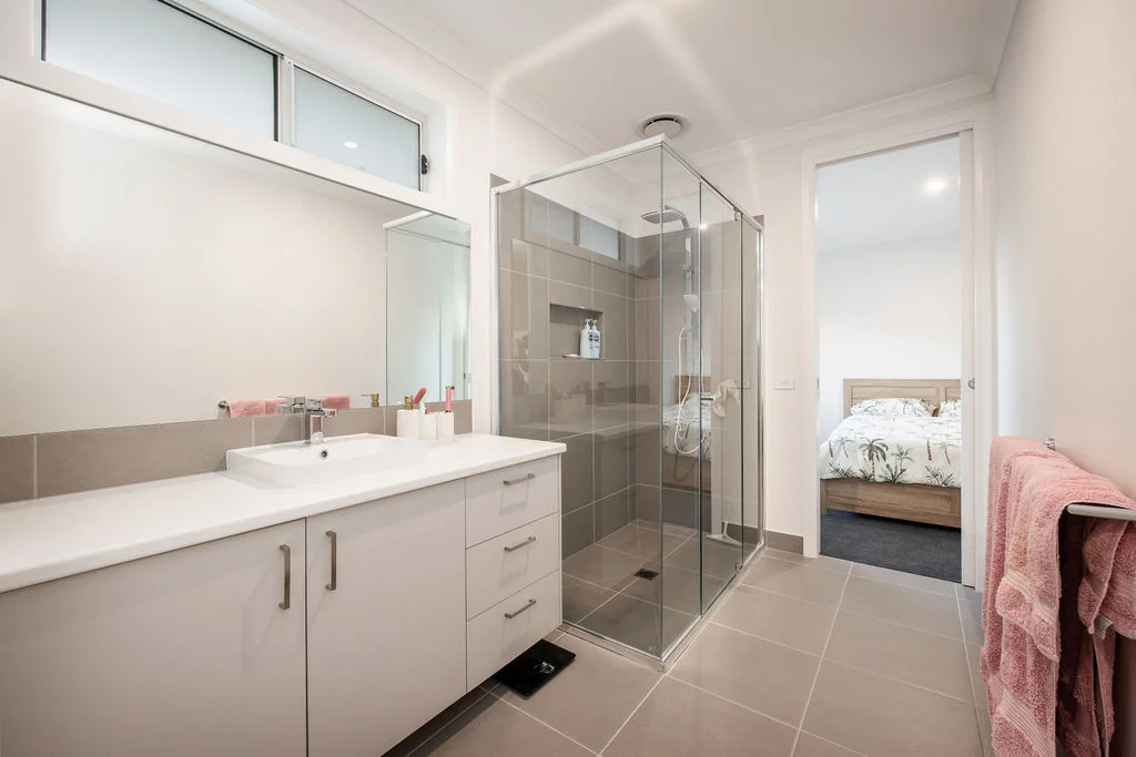 Additional image 14 of 1 & 2/74 Westacott Crescent, Baranduda VIC 3691