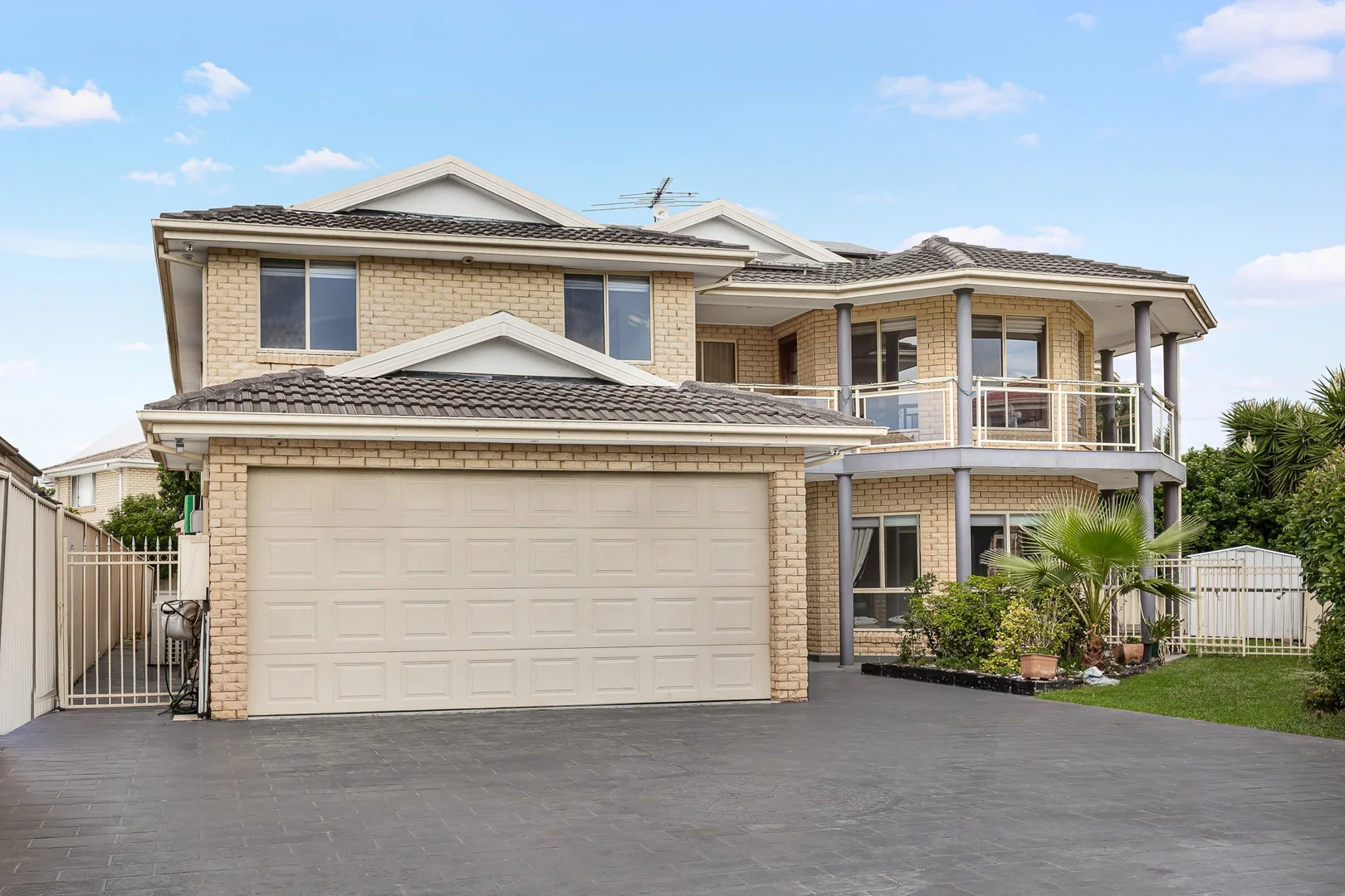 25 Wellesley Place, Green Valley NSW 2168