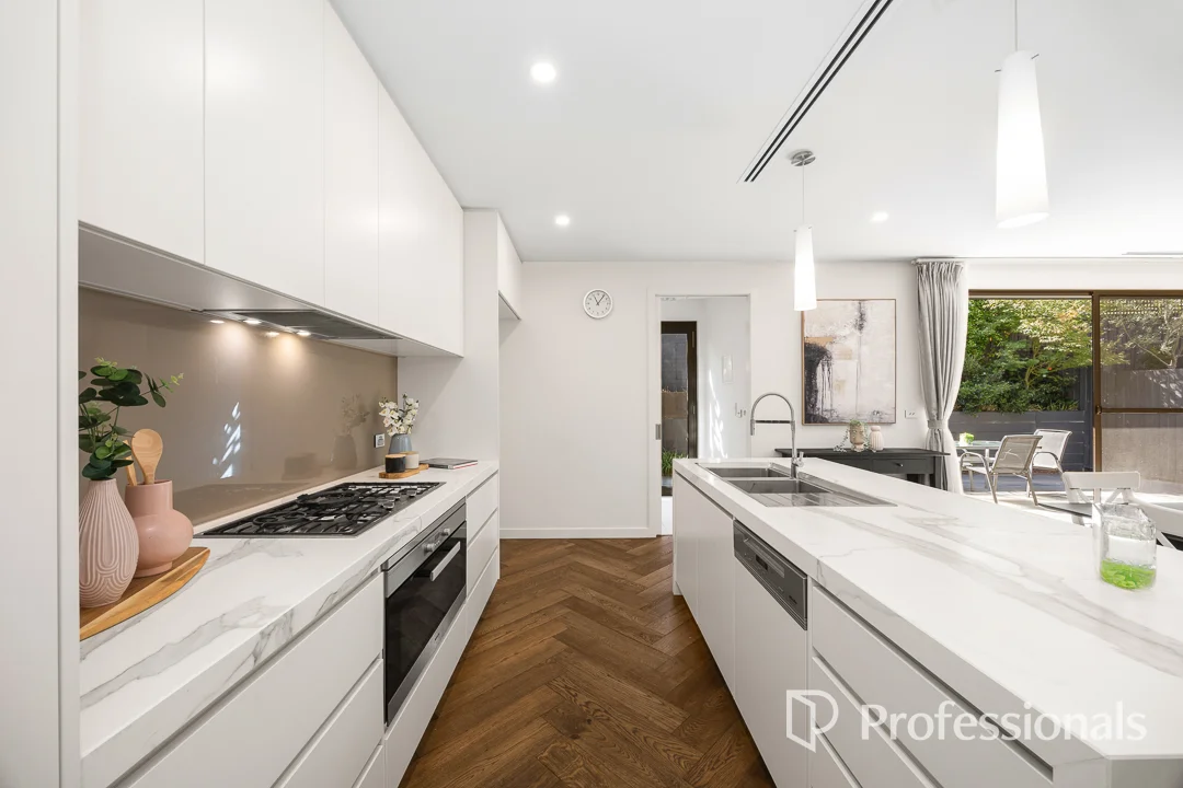 Additional image 8 of 2/2A Maling Road, Canterbury VIC 3126