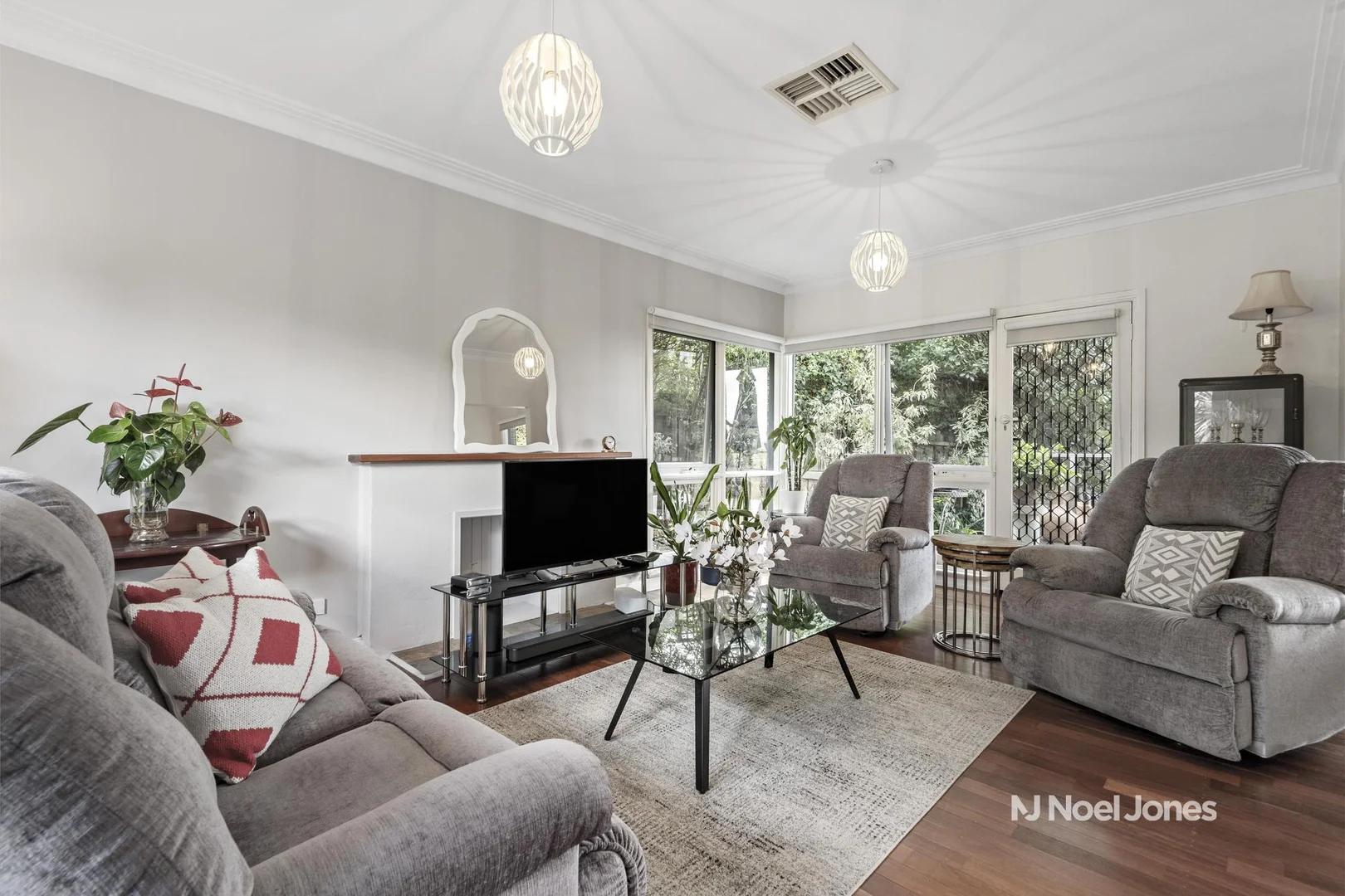 Additional image 3 of 21 View Road, Vermont VIC 3133