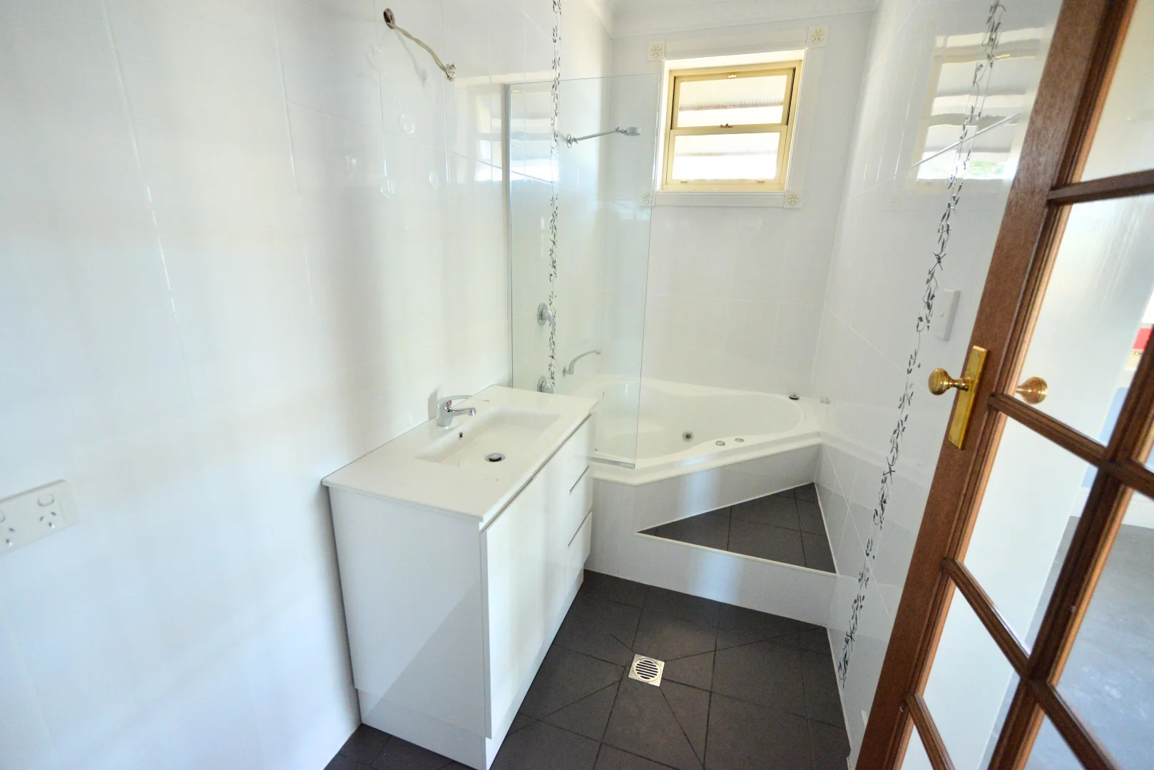 Additional image 6 of 3 Bogan Street, Parkes NSW 2870