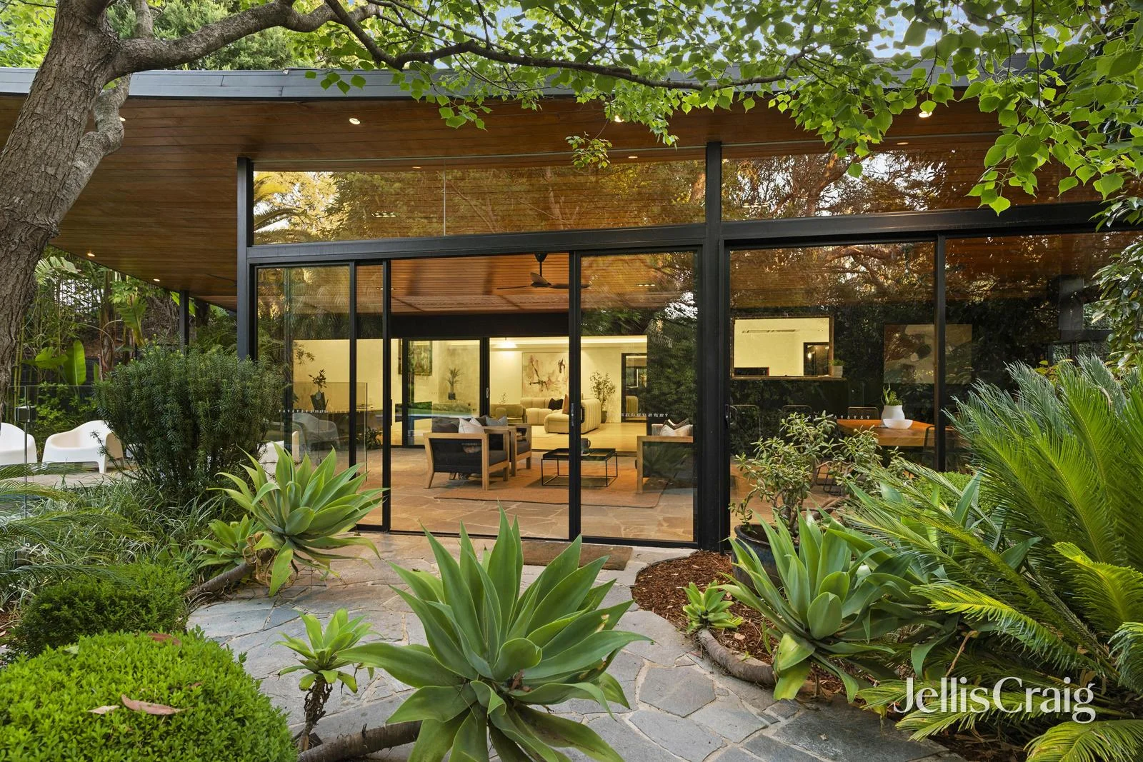 Additional image 15 of 22 Brenda Road, Research VIC 3095