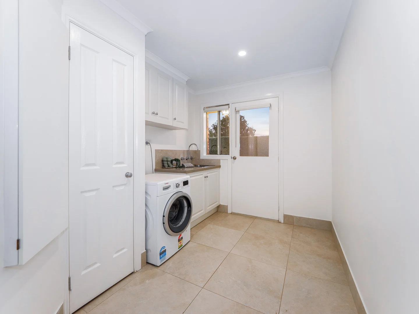 Additional image 24 of 3 Pinehill Drive, Pakenham VIC 3810