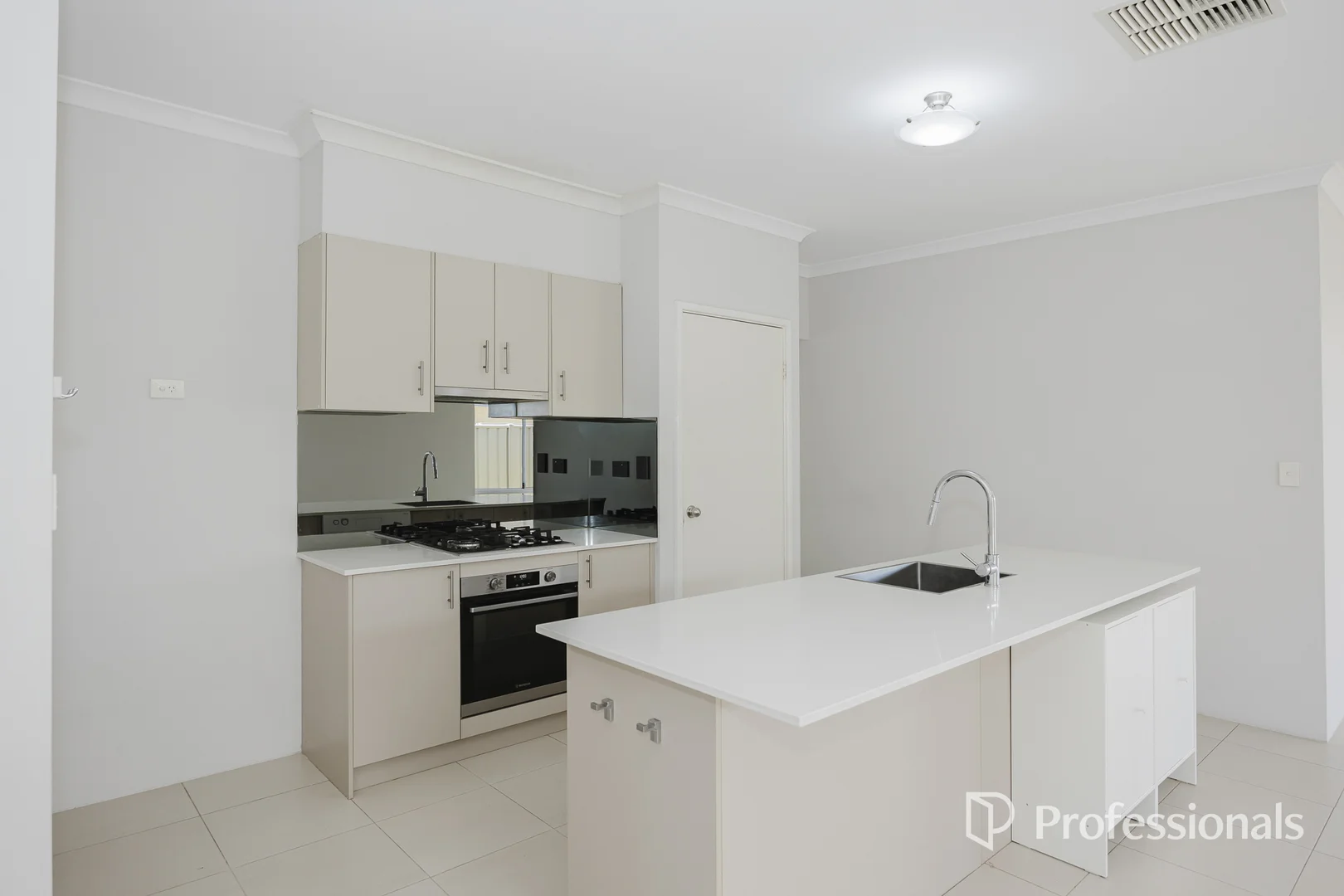 Additional image 5 of 3 Koolert Loop, Yanchep WA 6035