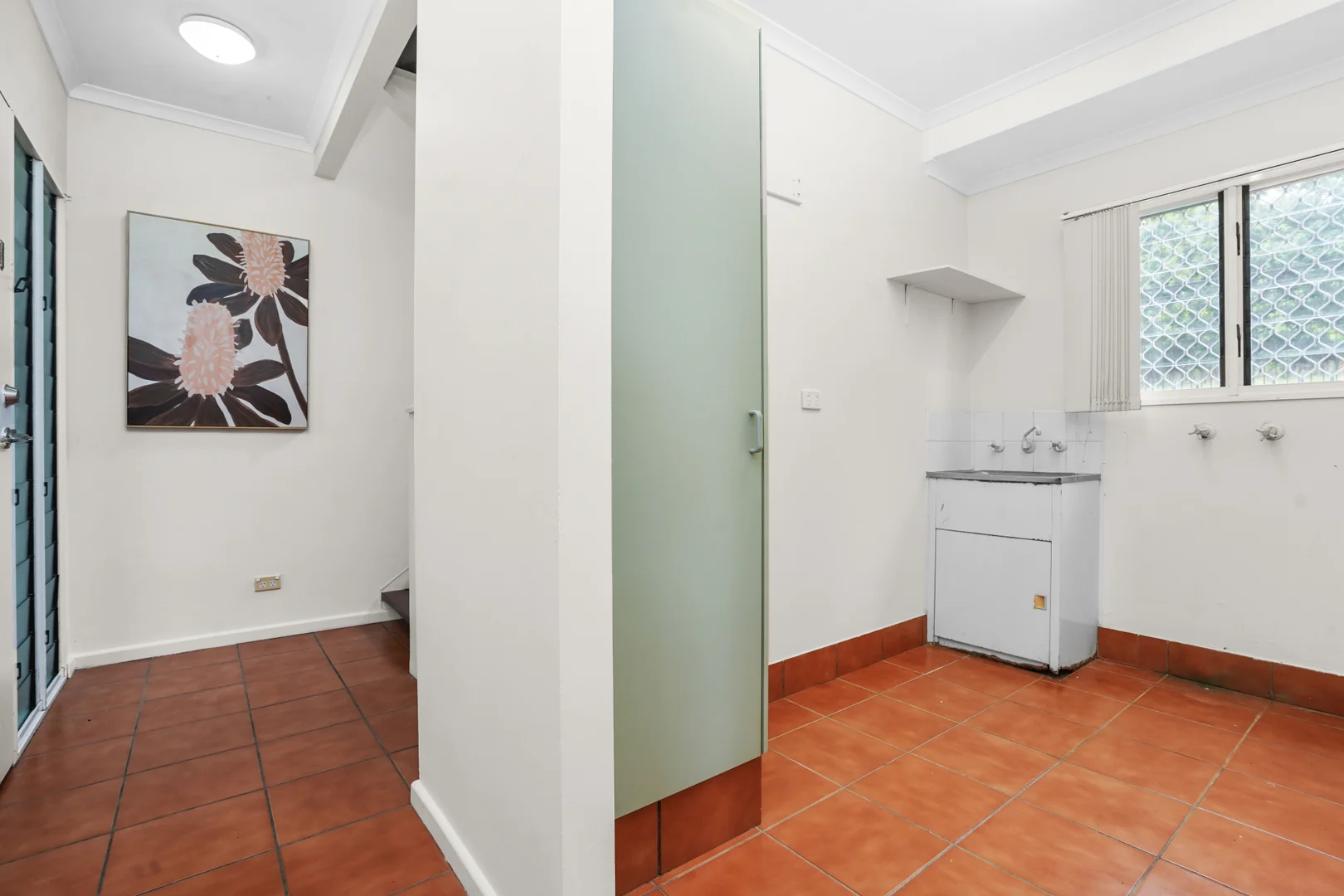 Additional image 24 of 42 Dwyer Circuit, Driver NT 0830