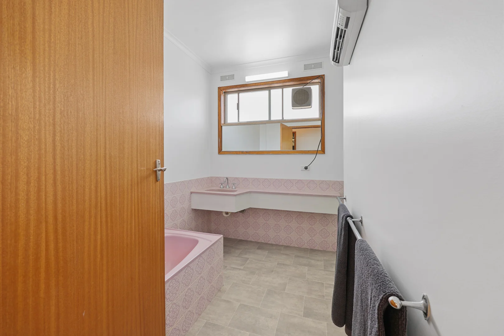 Additional image 16 of 11 & 13-15 Curdie Street, Cobden VIC 3266