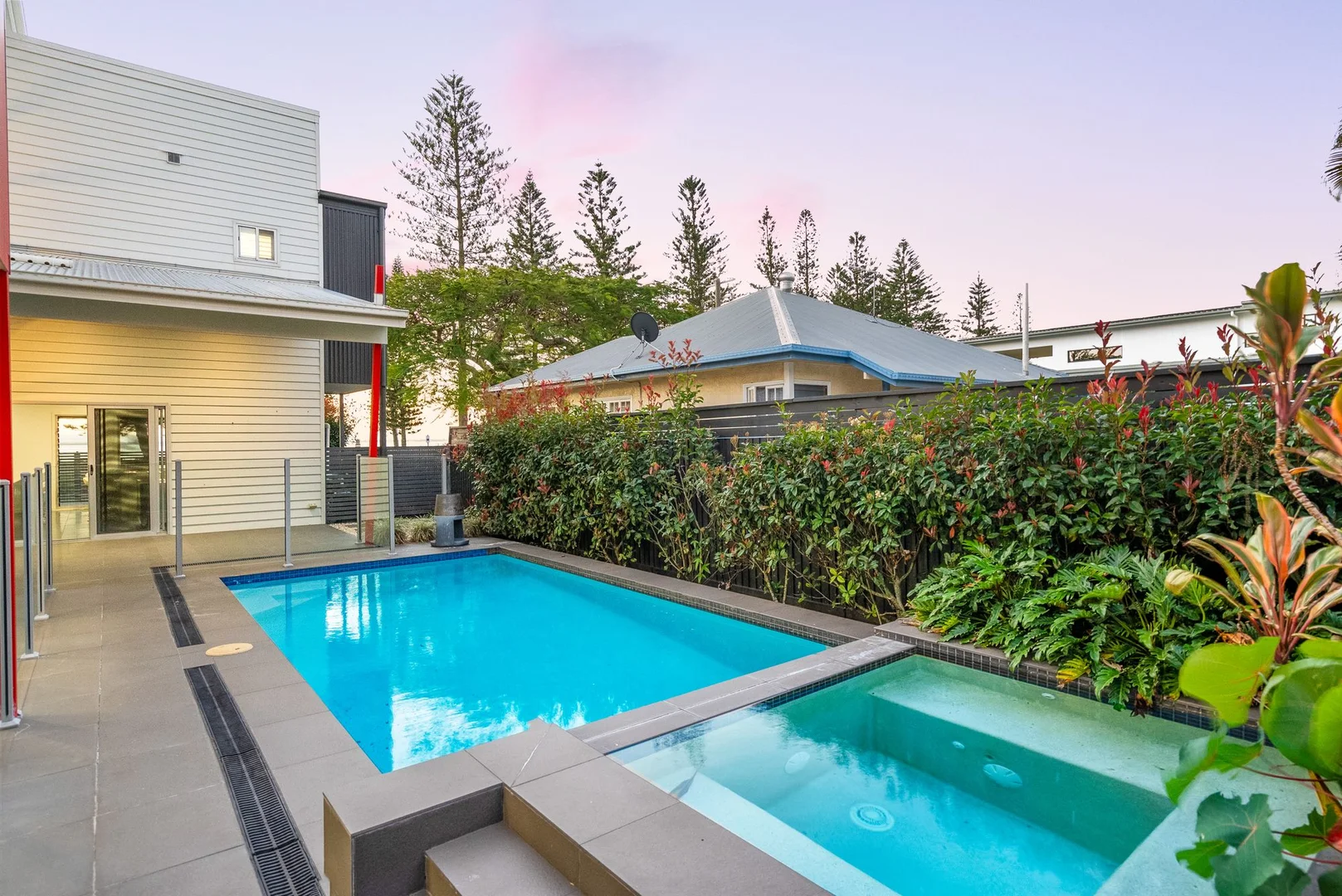 Additional image 29 of 13 Reef Point Esplanade, Scarborough QLD 4020