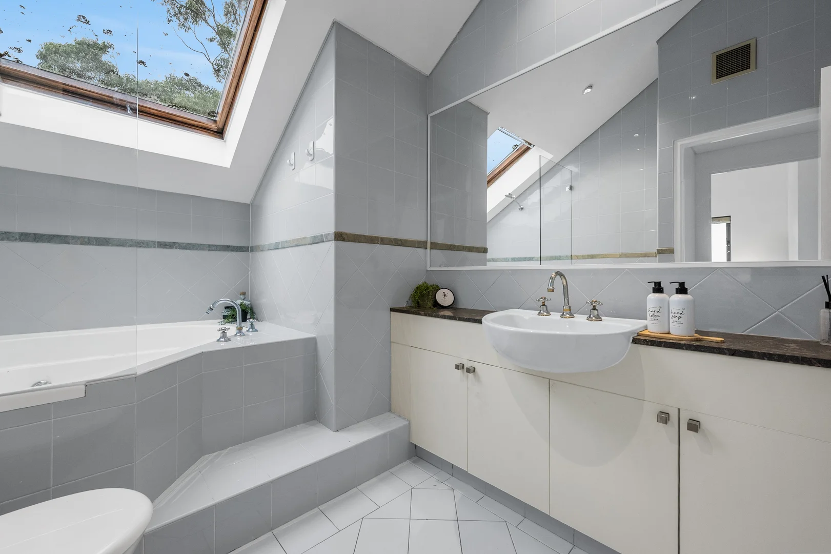 Additional image 13 of 2P/9 Everton Street, Pymble NSW 2073