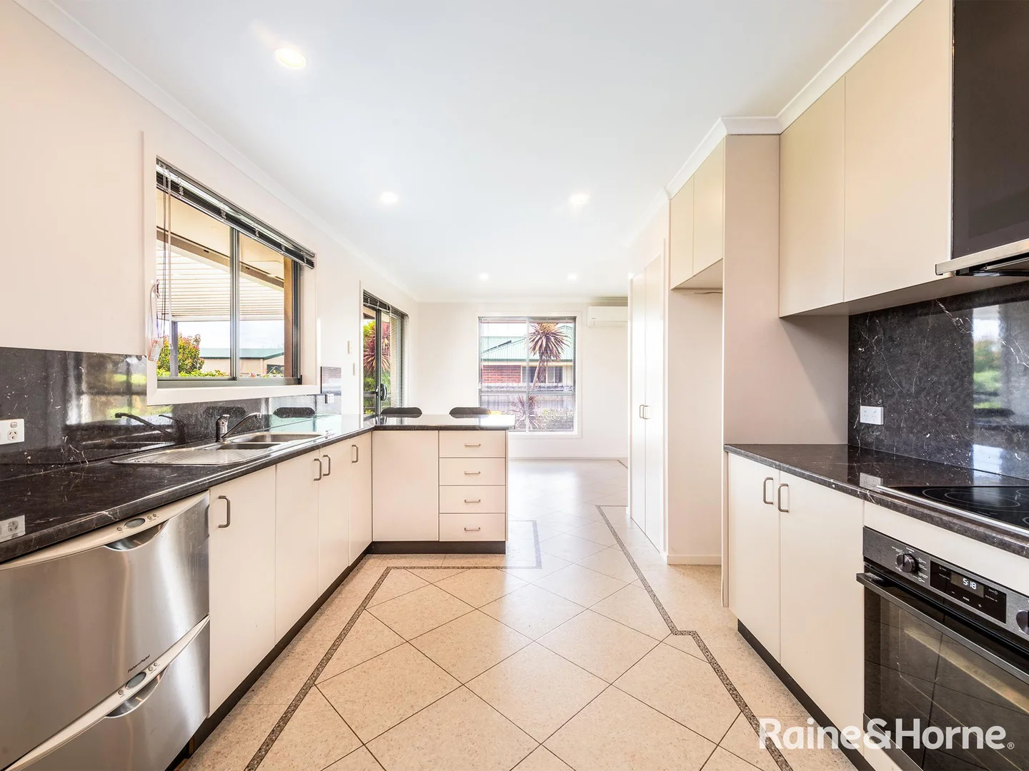 Additional image 7 of 10 Jacaranda Drive, Margate TAS 7054