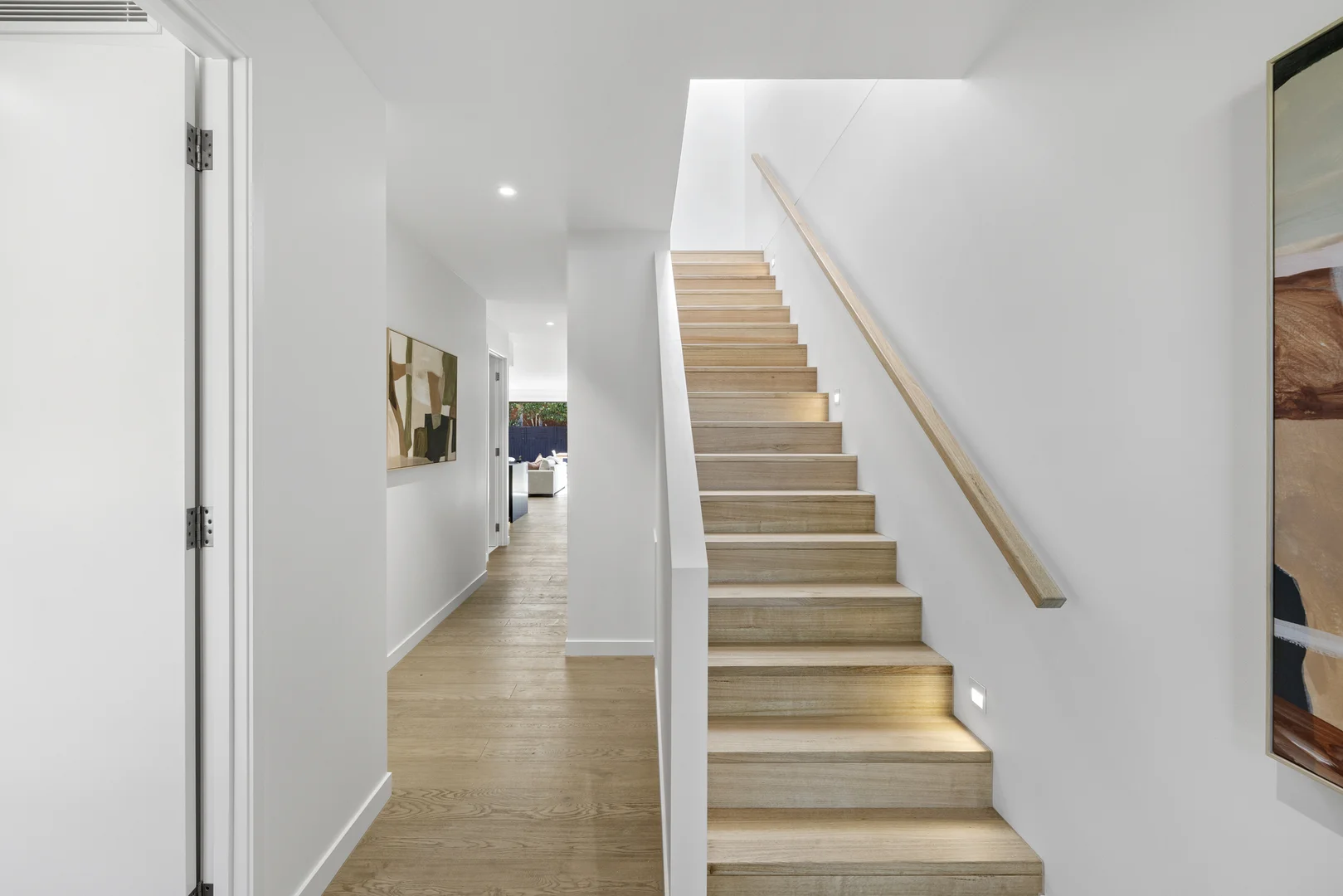 Additional image 12 of 9a Landcox Street, Brighton East VIC 3187