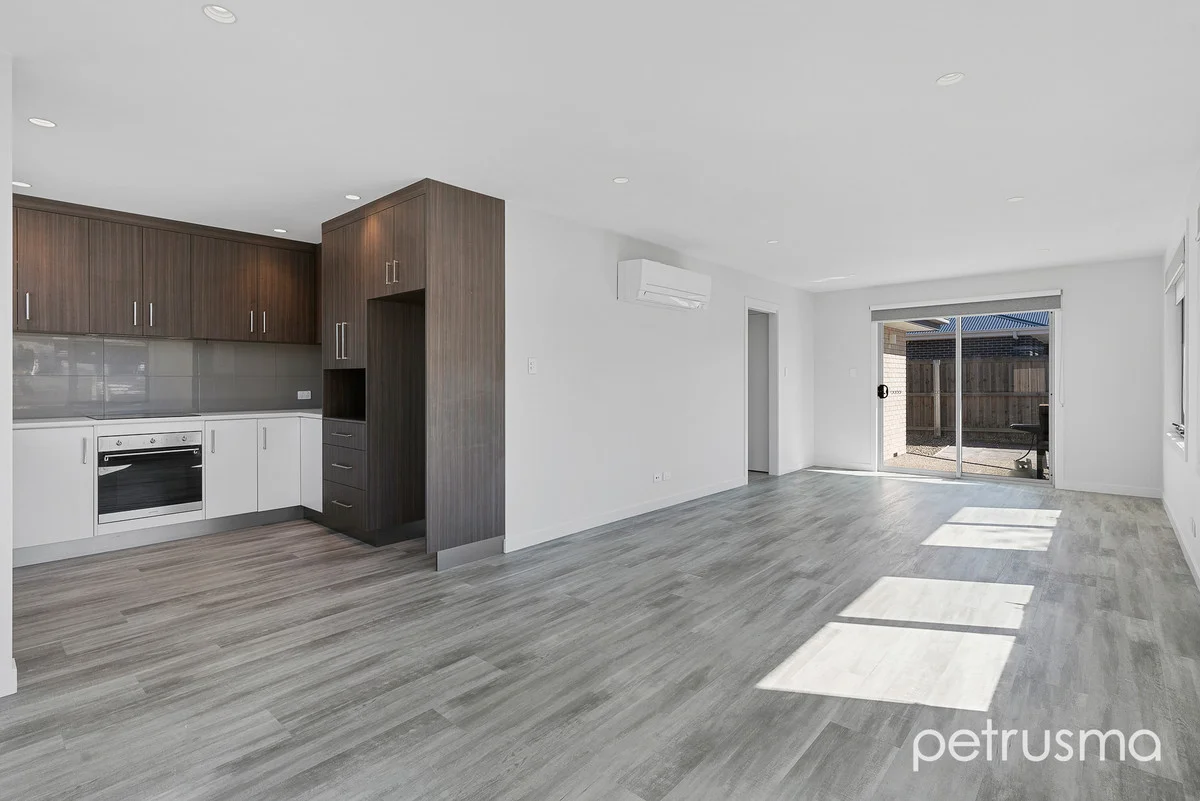 Additional image 2 of 1/4 Mabel Close, Rokeby TAS 7019