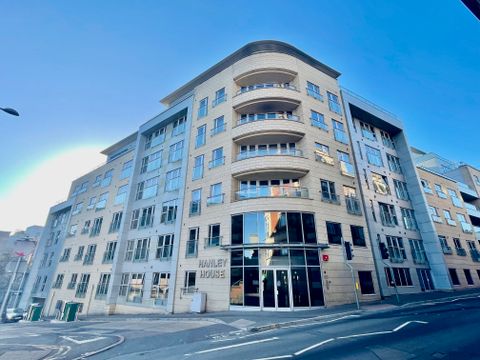 Hanley Street, City Centre NG1
