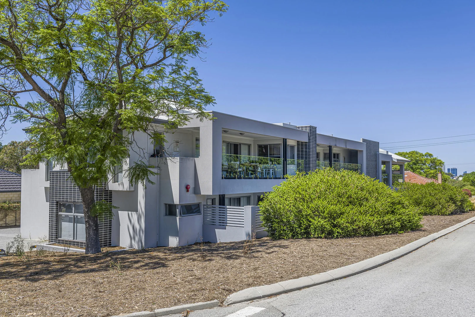Additional image 16 of 106 Hodgson Street, Tuart Hill WA 6060