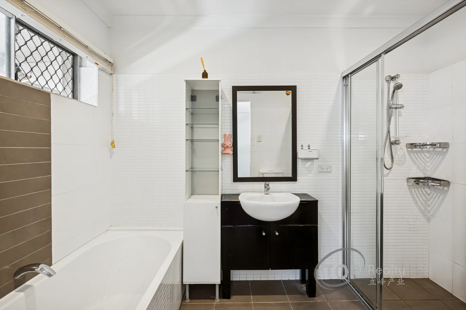 Additional image 14 of 4 Laurel Close, Riverton WA 6148