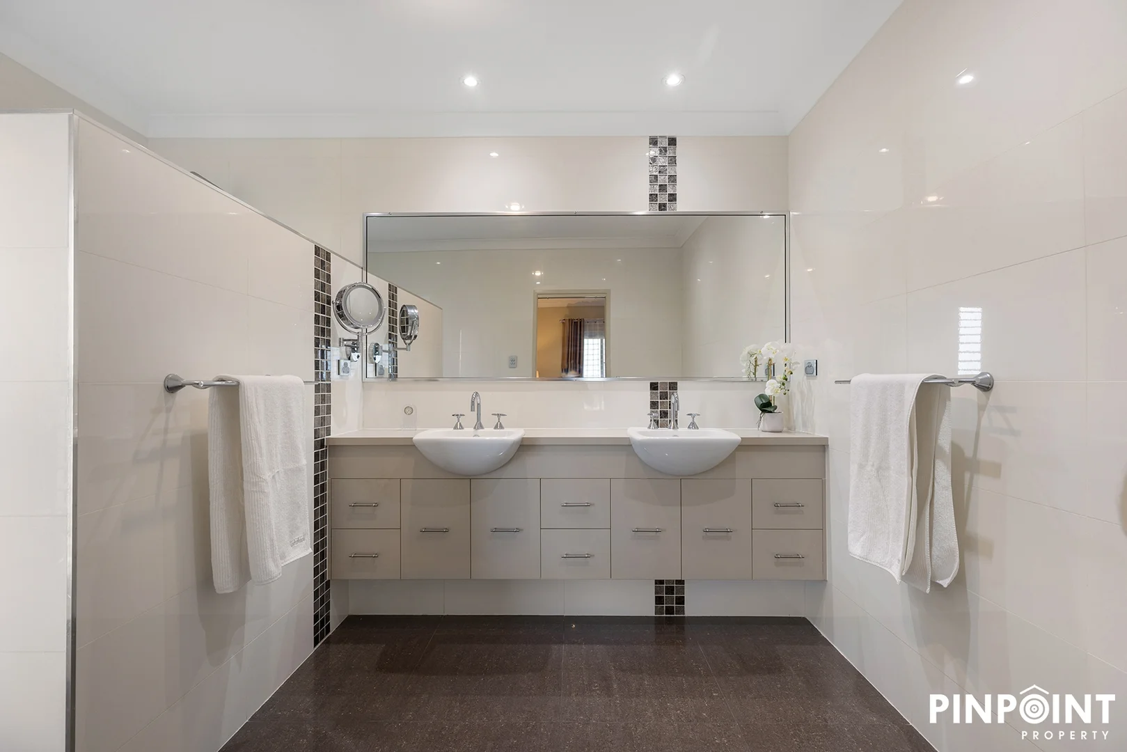 Additional image 15 of 42 Shuttlewood Dr, Richmond QLD 4740