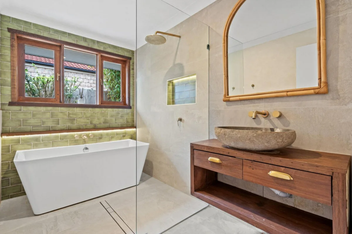 Additional image 12 of 39 Balemo Drive, Ocean Shores NSW 2483