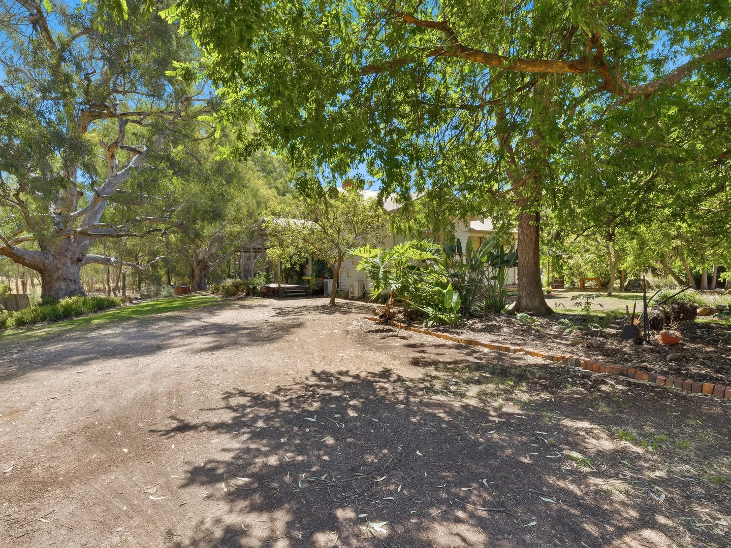 Additional image 22 of 657 Markwood-Tarrawingee Road, Milawa VIC 3678