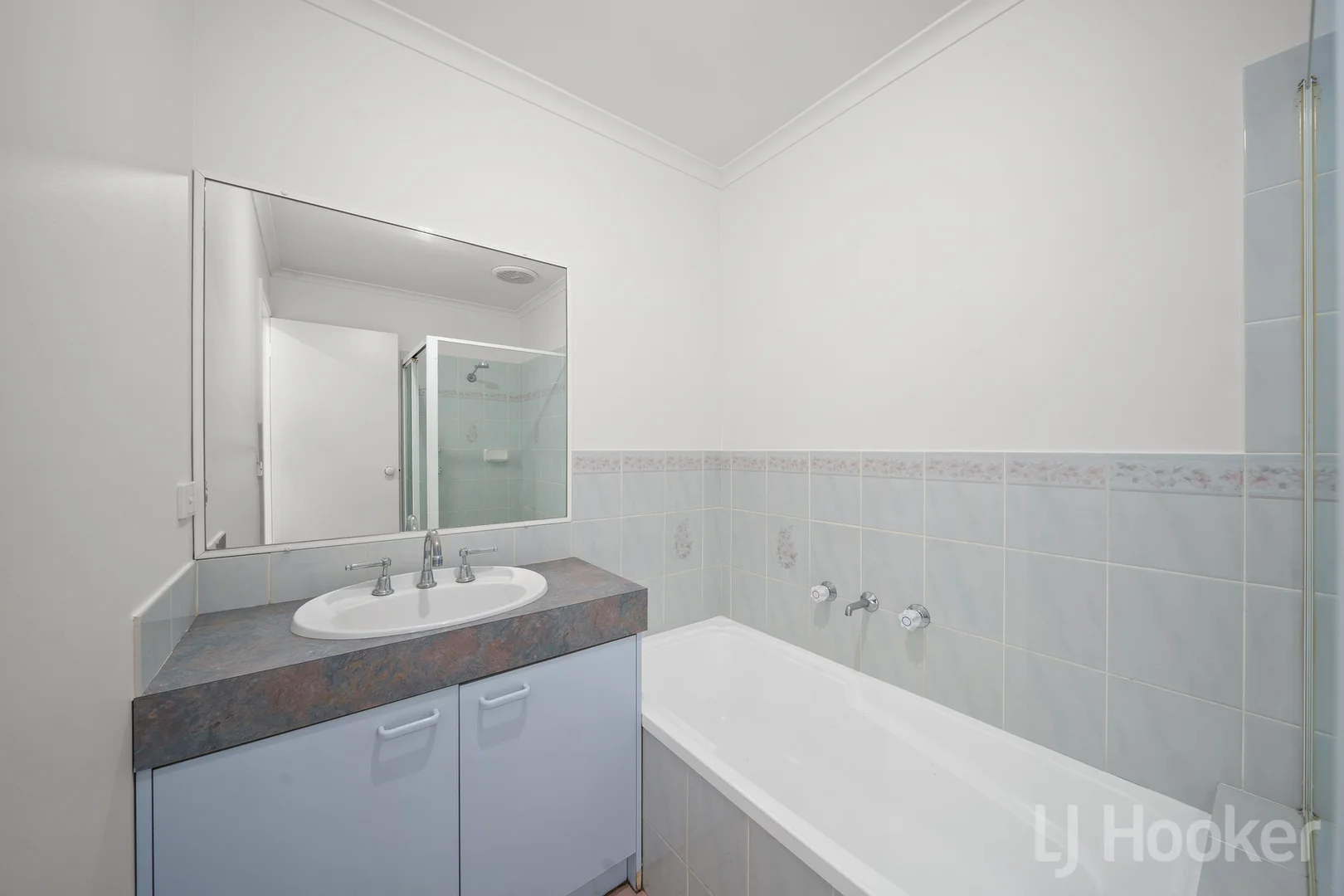 Additional image 3 of 18 Noongale Court, Ngunnawal ACT 2913