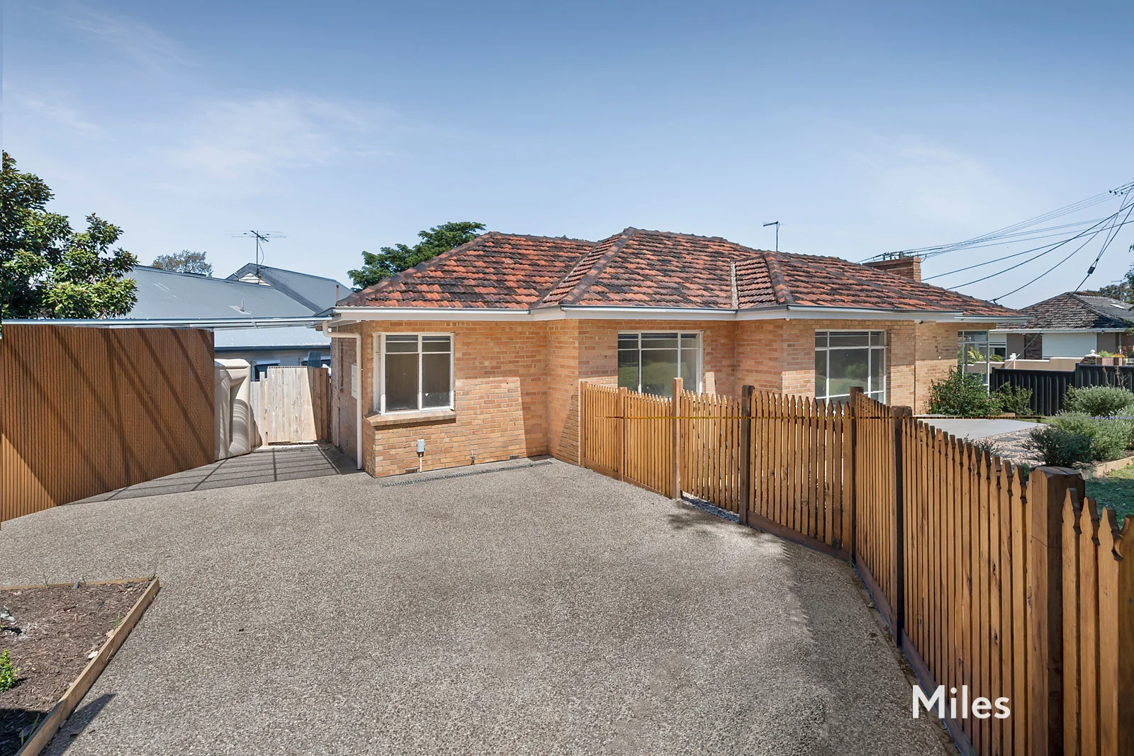 Additional image 8 of 2 Macleod Parade, Macleod VIC 3085