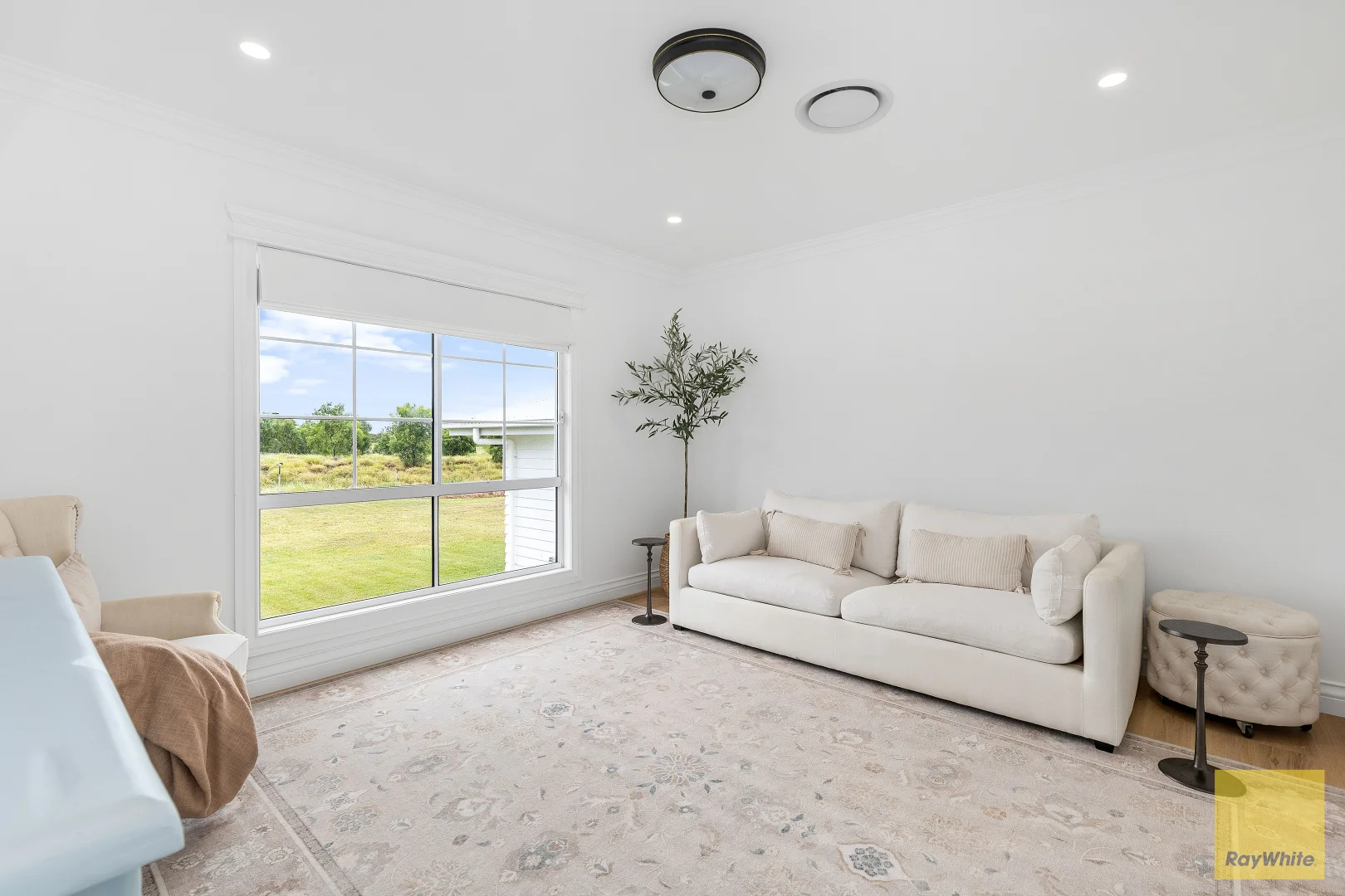 Additional image 10 of 301 Chudleigh Drive, Emerald QLD 4720
