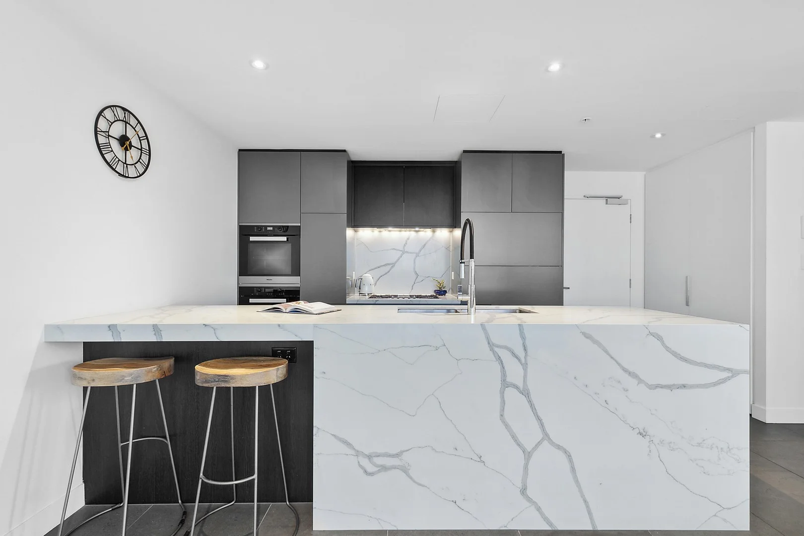 Additional image 2 of 906/1 Marshall Avenue, St Leonards NSW 2065