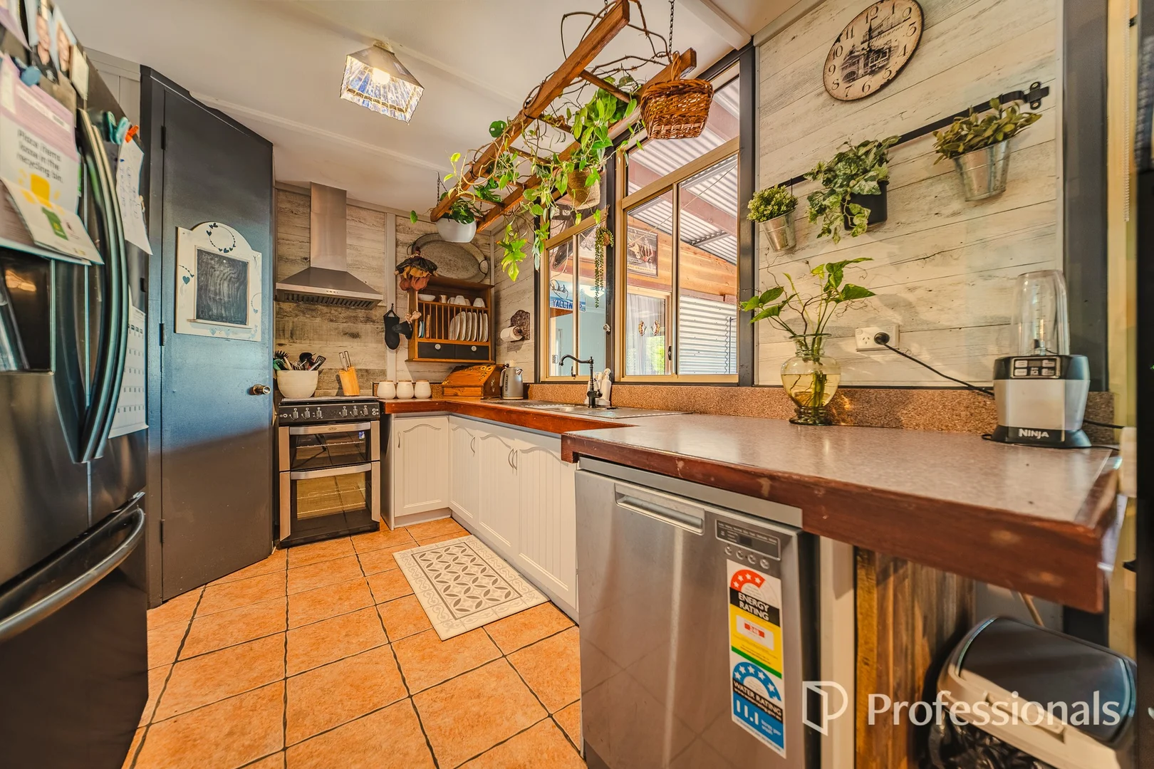 Additional image 3 of 135 South Western Highway, Waroona WA 6215