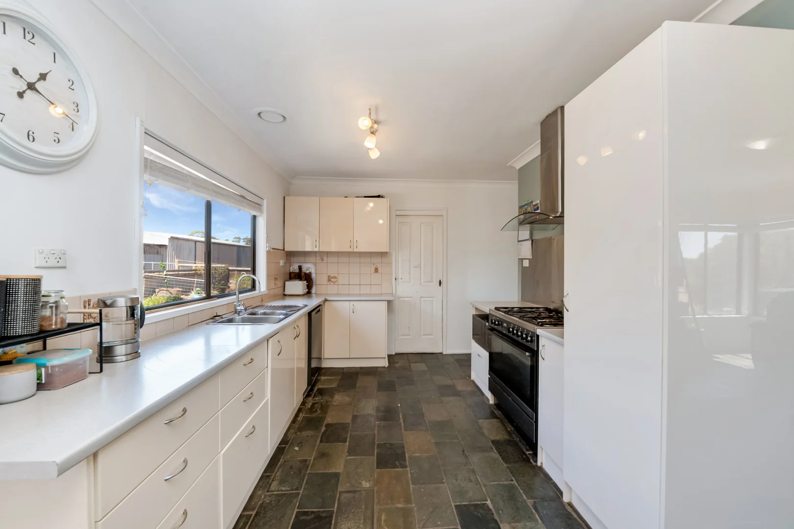 Additional image 2 of 51 Chapmans Lane, Heathcote VIC 3523