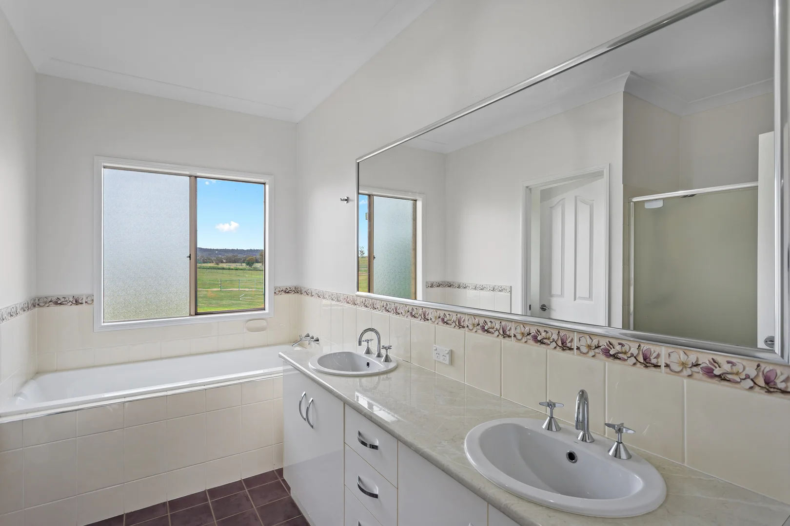 Additional image 8 of 3 Condavale Drive, Rosenthal Heights QLD 4370