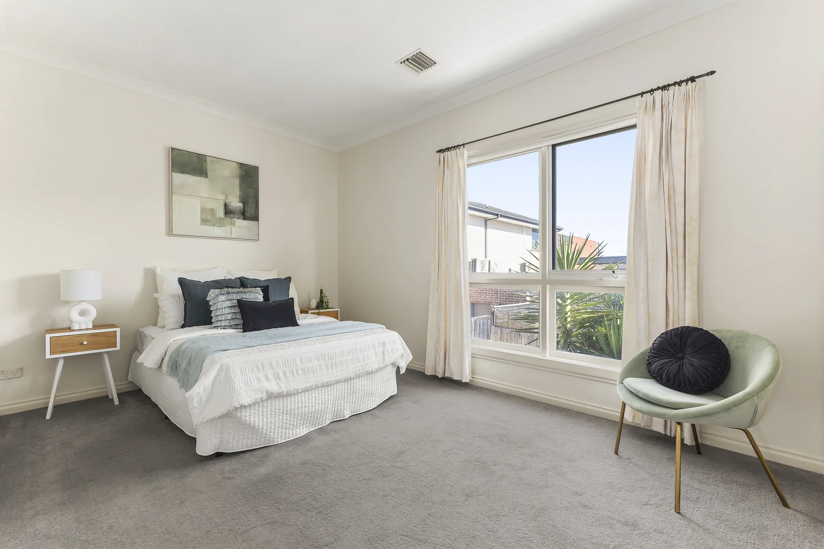 Additional image 6 of 2/10 Balmoral Avenue, Templestowe Lower VIC 3107