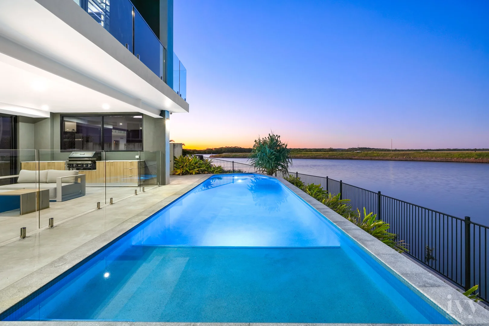 Additional image 11 of 85 Marina Parade, Jacobs Well QLD 4208
