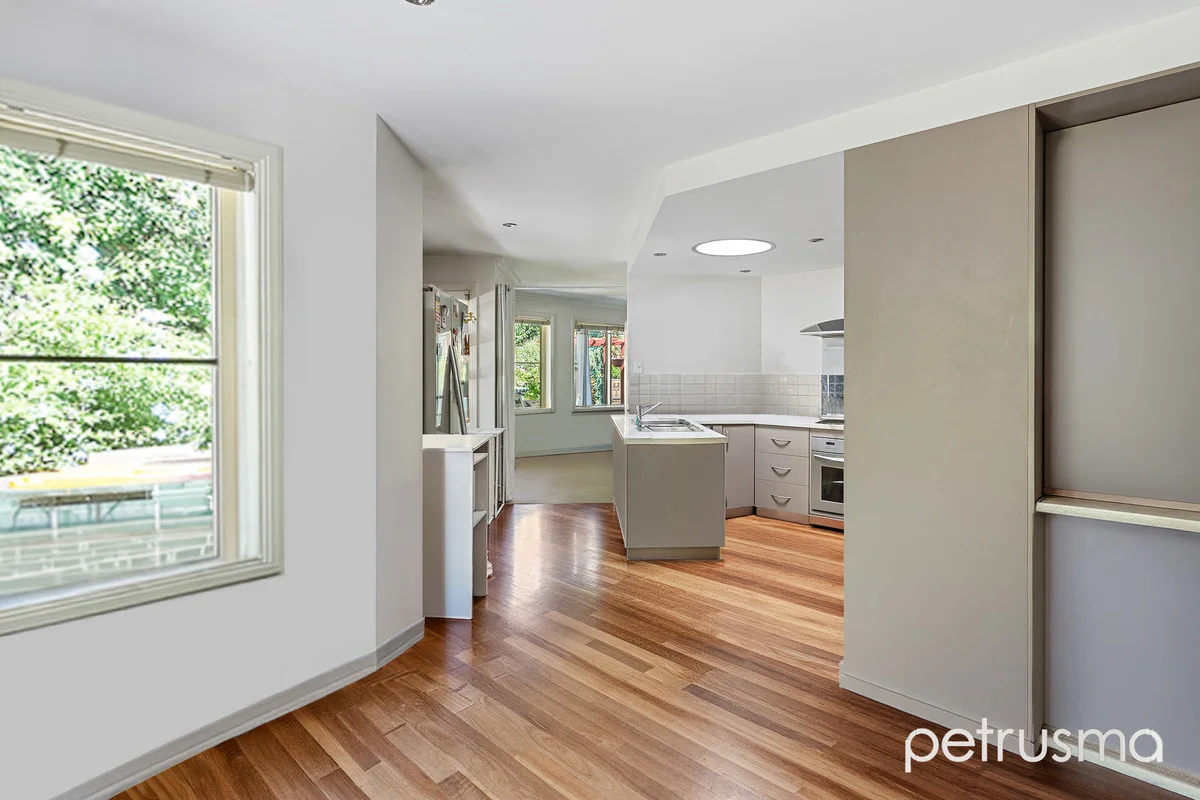 Additional image 5 of 2/47a Cross Street, New Town TAS 7008