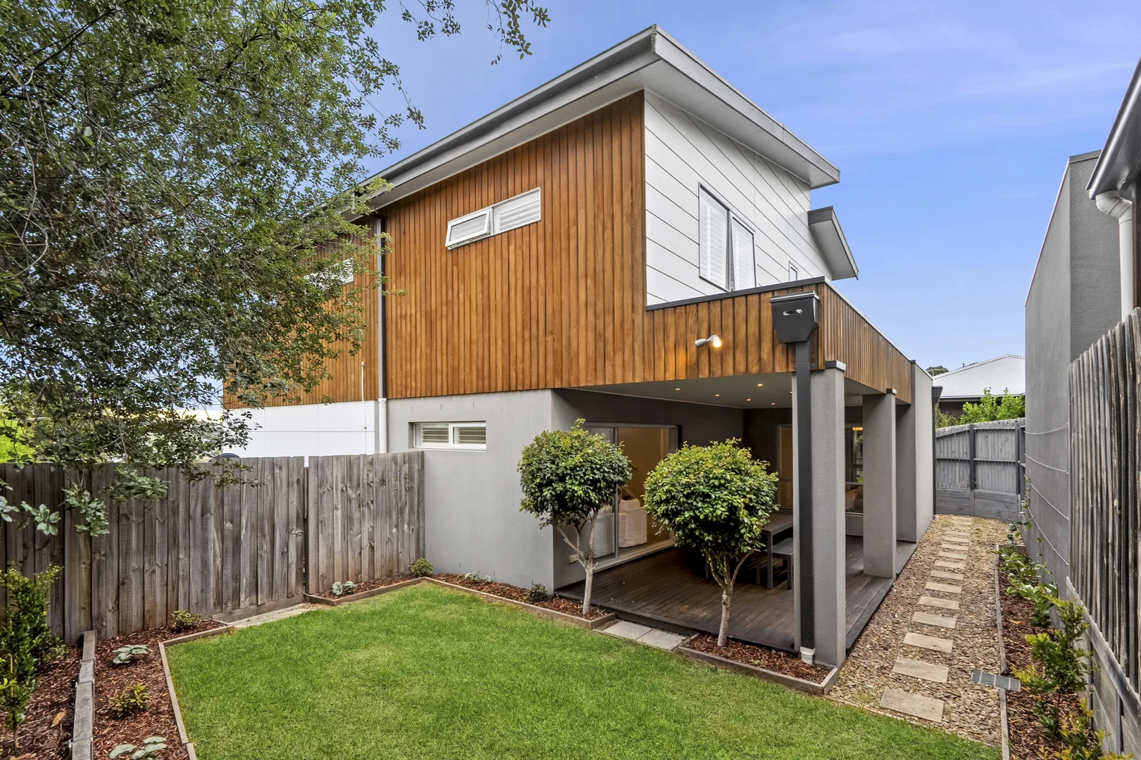 Additional image 15 of 1/11 Jinjella Road, Highton VIC 3216