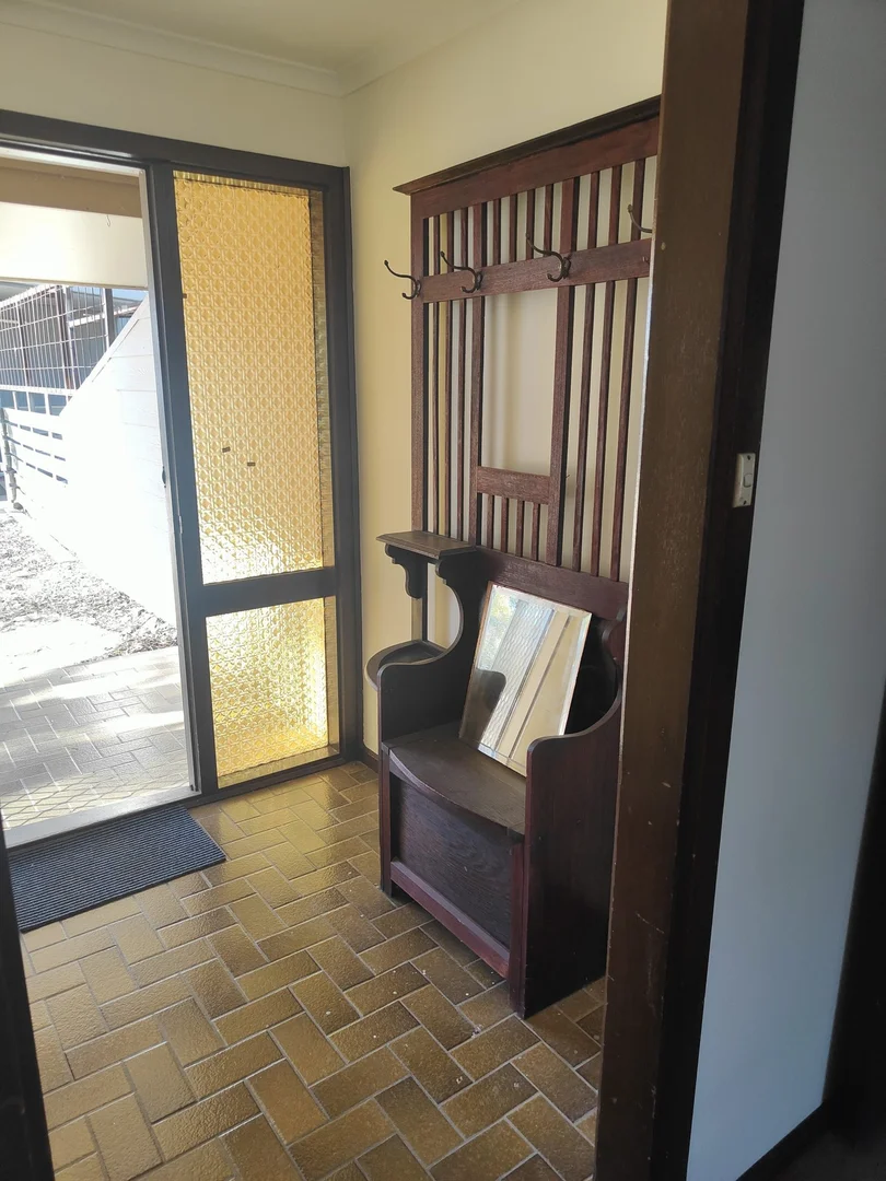 Additional image 12 of 1 Moonah Street, Leigh Creek SA 5731